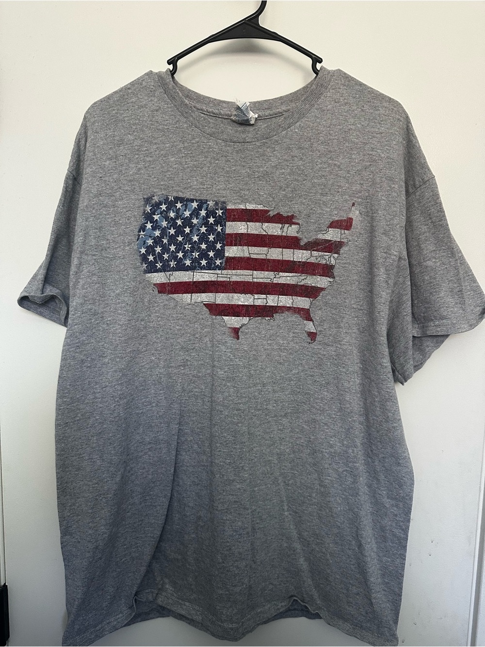 Men's Grey T-Shirt with American Flag Map Graphic